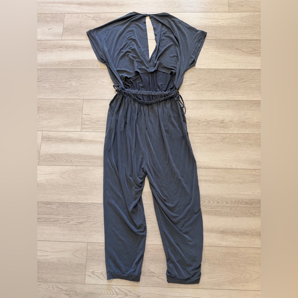 Free People Jumpsuit Sz S Beautiful Day One Piece Gray Pockets Soft Jogger *Read - Picture 3 of 14